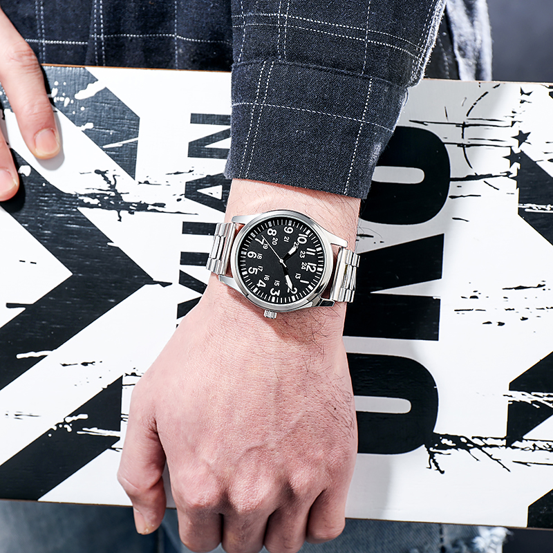 Montre pilote style vintage américain._1