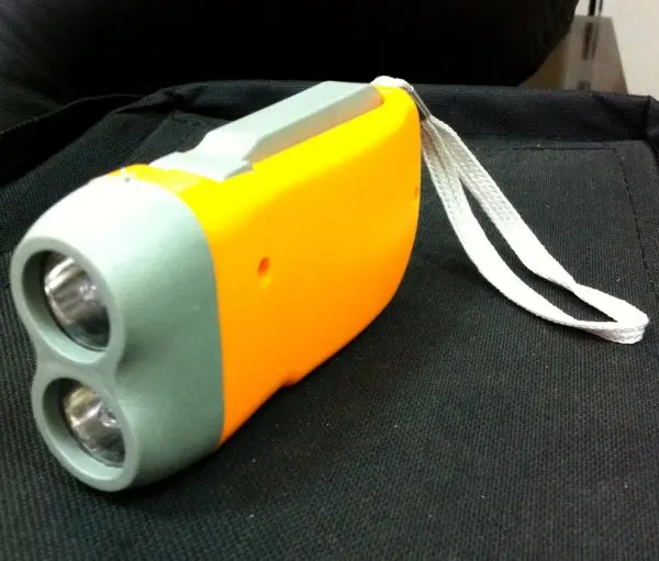 Lampe de poche 2 LED Dynamo 
