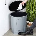 Poubelle en plastique grise 26 l