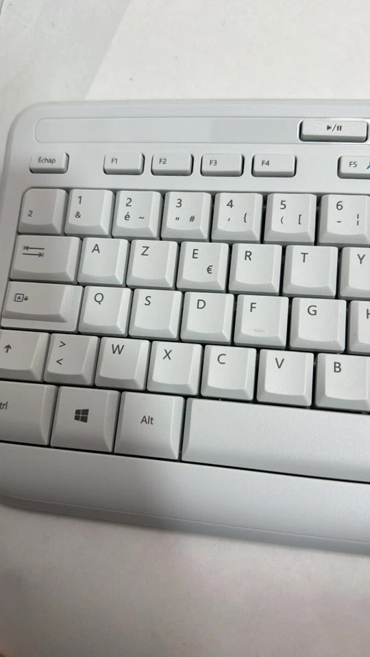 YAB-326095331829-02