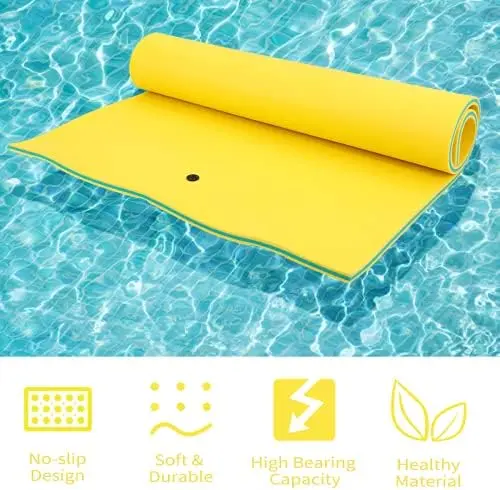 Tapis jaune enroulé