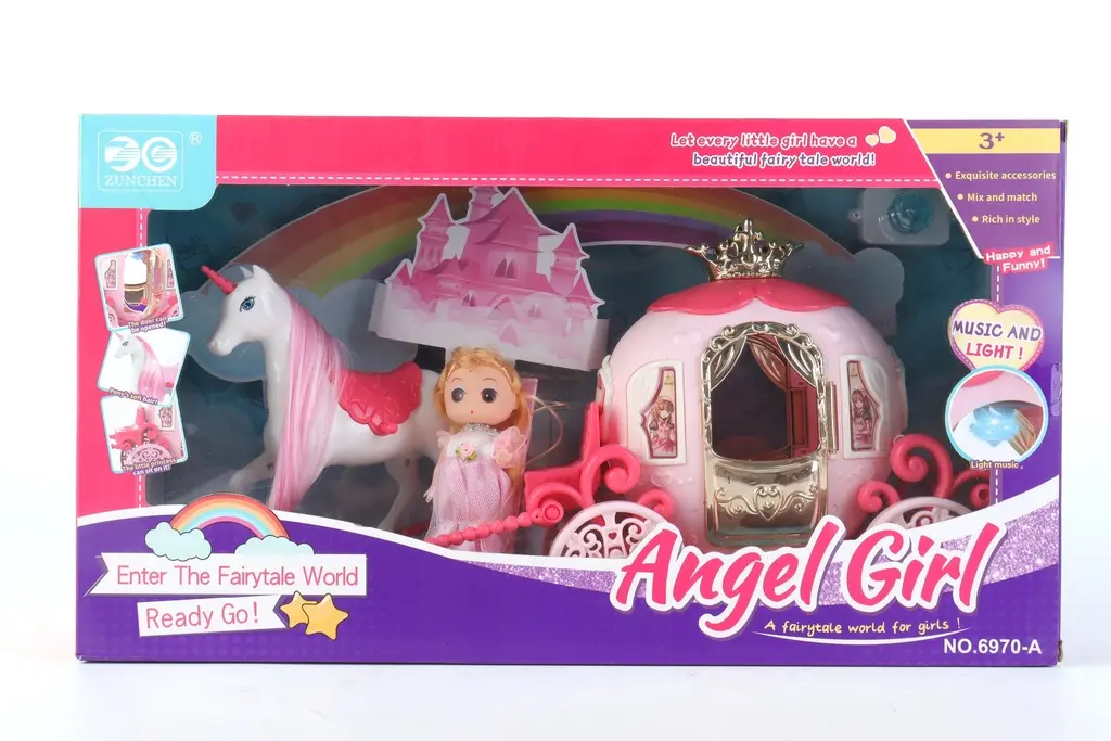 Carrosse de princesse avec sa licorne lumineuse