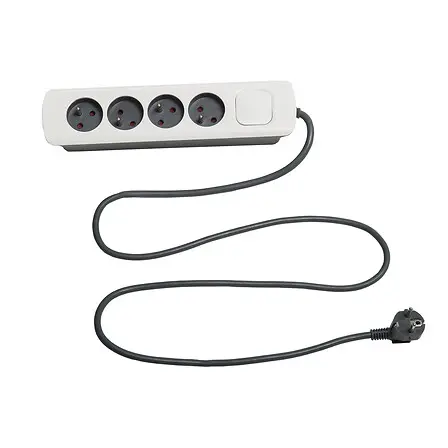 Power strip 4 earth 1.5m ip20