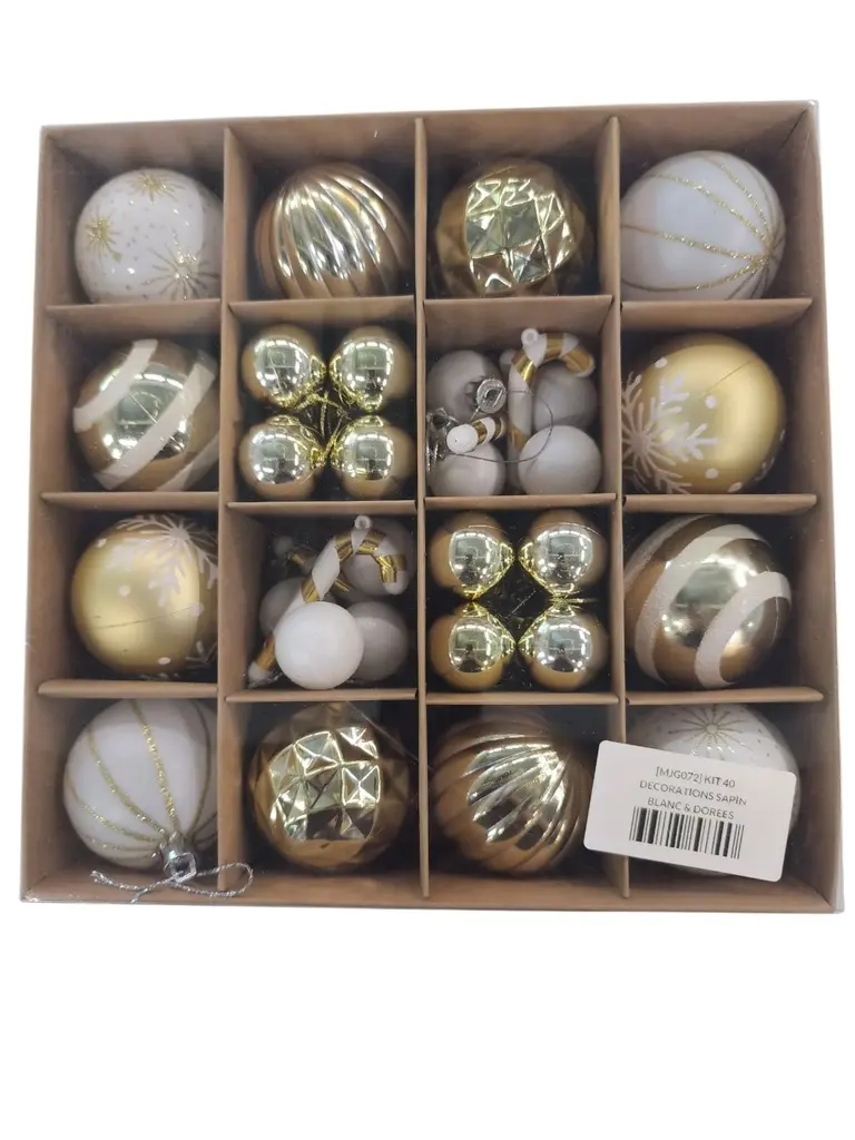 WHITE AND GOLDEN CHRISTMAS DECORATIONS 40PC