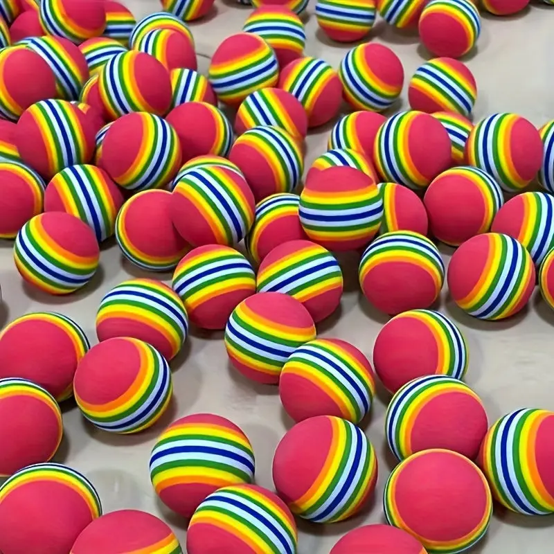 Balles en mousse à rayures arc-en-ciel pour chat