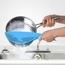 [VHO-078 ZEN20] Whale-shaped hand strainer with long handle