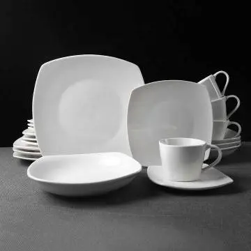 White dish set 20 rooms for 4 people.