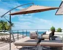 [IVOIRE] Parasol déporté avec son pied. (Ivoire)