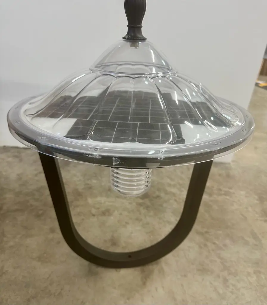 Solar landscape light