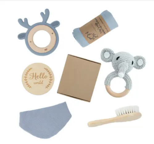 Coffret de naissance avec 6 accessoires (Rose)