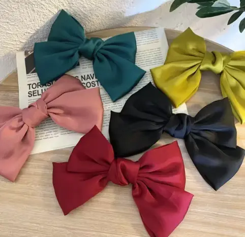 Barrette noeud satiné