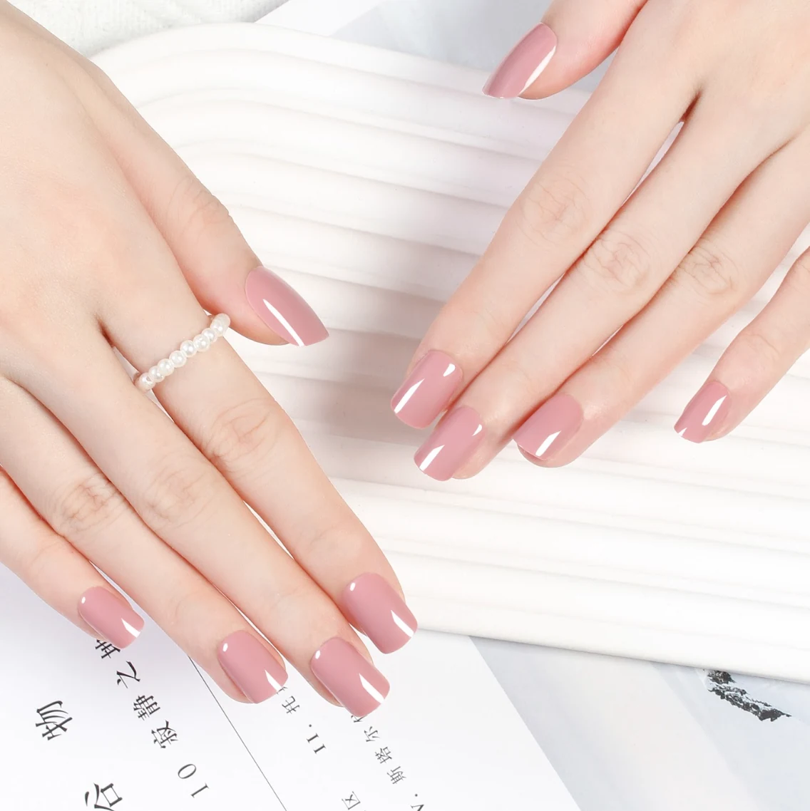[FNM-HYG-B26-1] Faux ongles (24 pièces) (Ice)